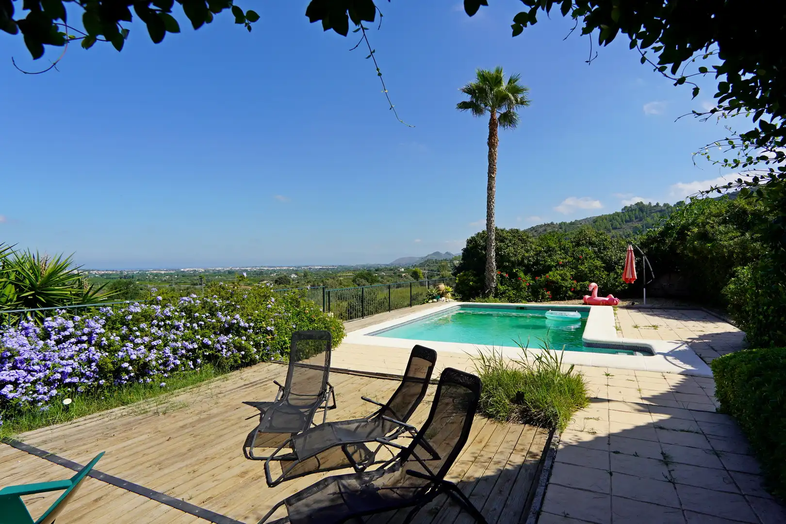 Xalet amb piscina en venda a Benidoleig