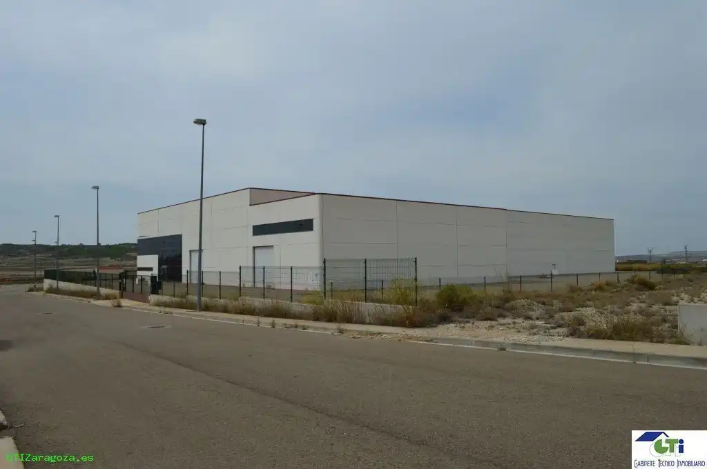 Nau industrial en venda a Leciñena, Leciñena