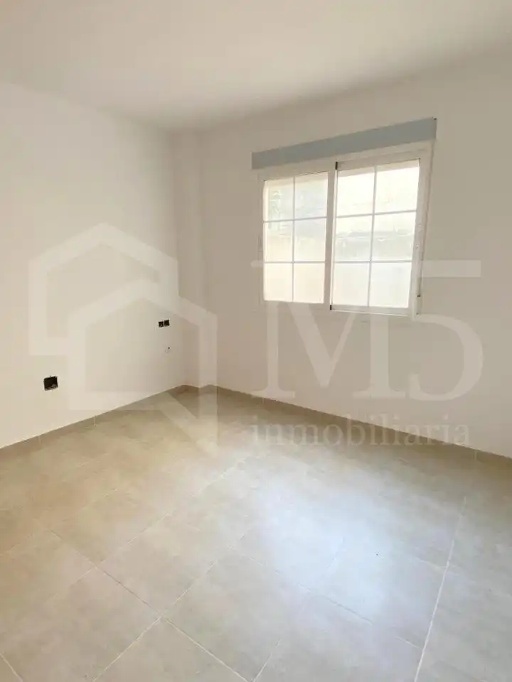 Habitación de Planta baja en venta en Alcaucín con Aire acondicionado, Terraza y Trastero