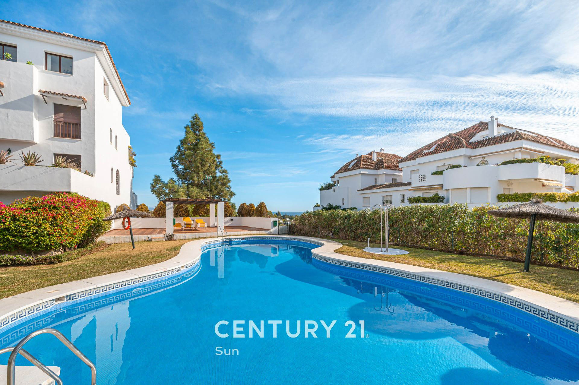 Exterior view of Apartment for sale in Marbella  with Air Conditioner, Terrace and Storage room