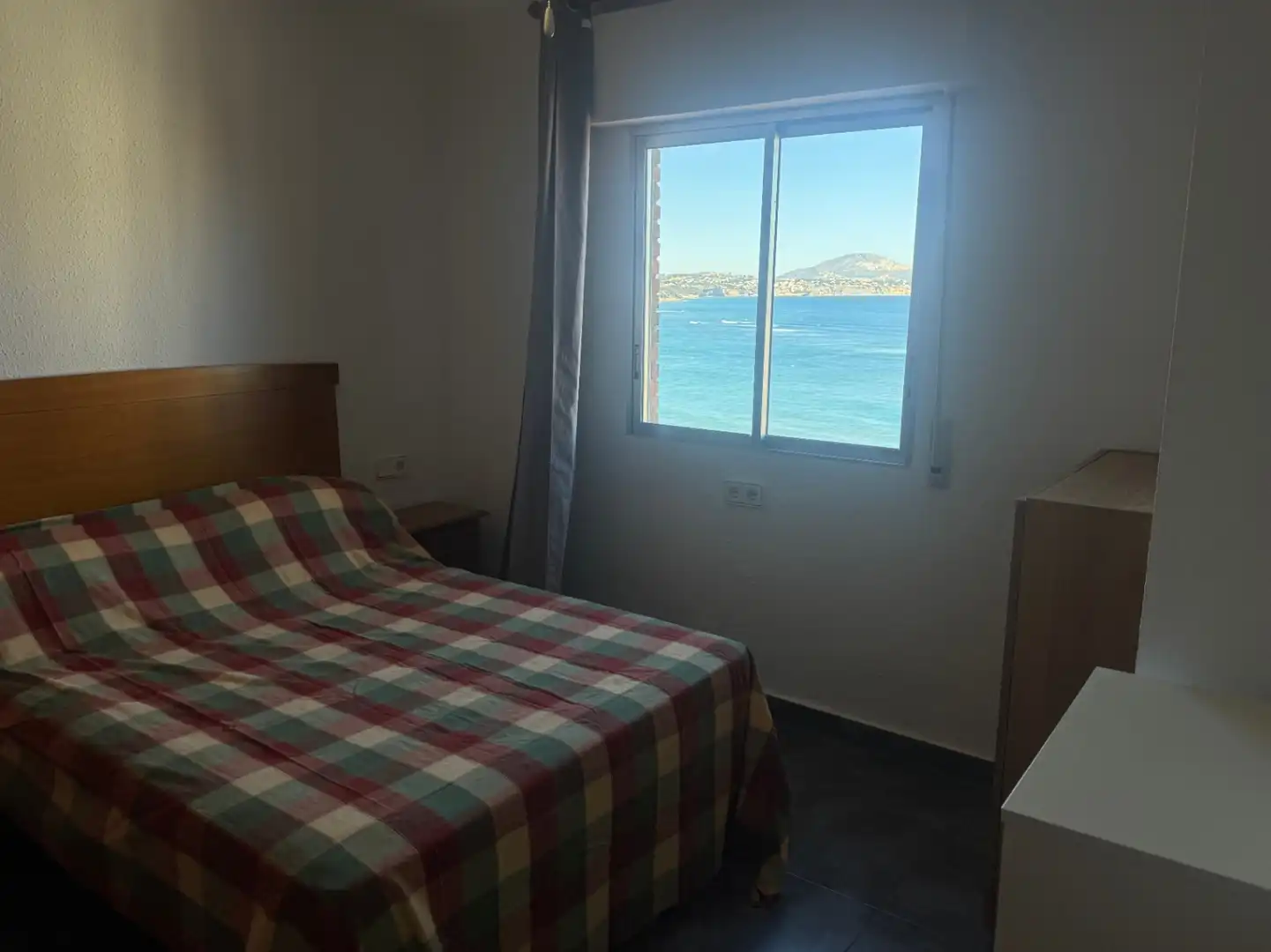 Habitación de Apartamento en venta en Calpe / Calp con Aire acondicionado, Trastero y Piscina