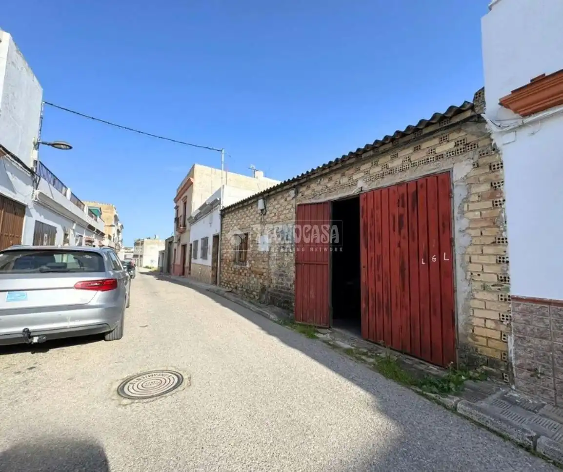 Außenansicht von Garage zum Verkauf in Las Cabezas de San Juan