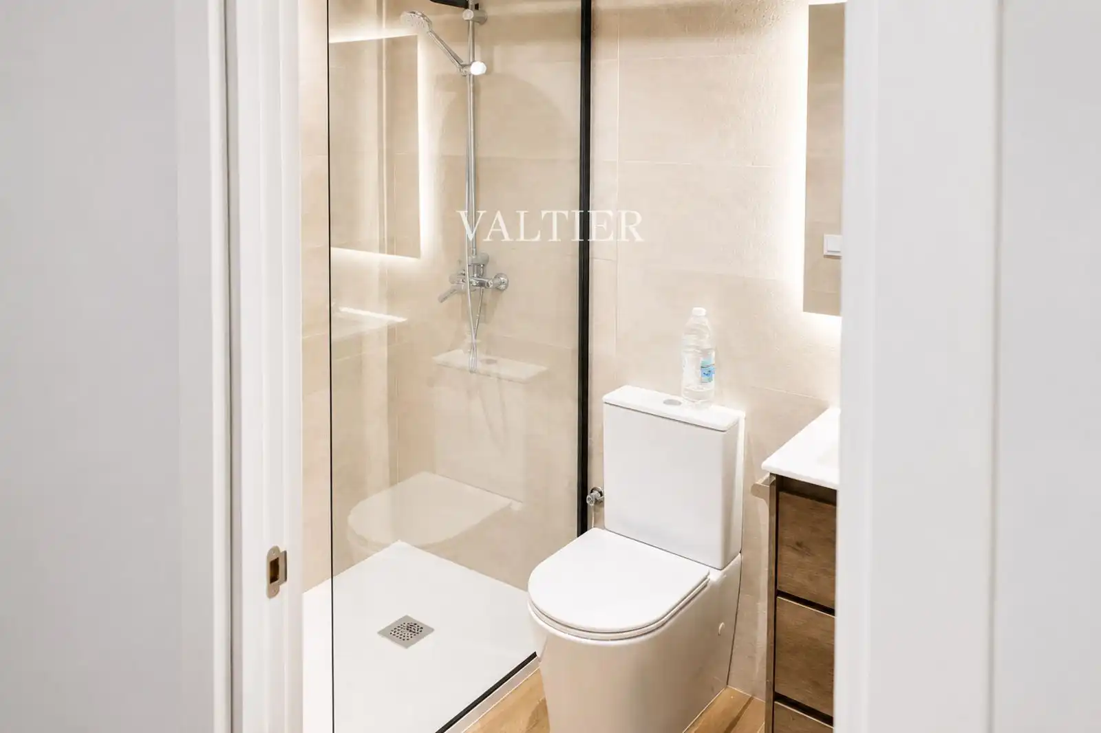 Badezimmer von Maisonette zur Miete in Madrid mit Klimaanlage und Möbliert