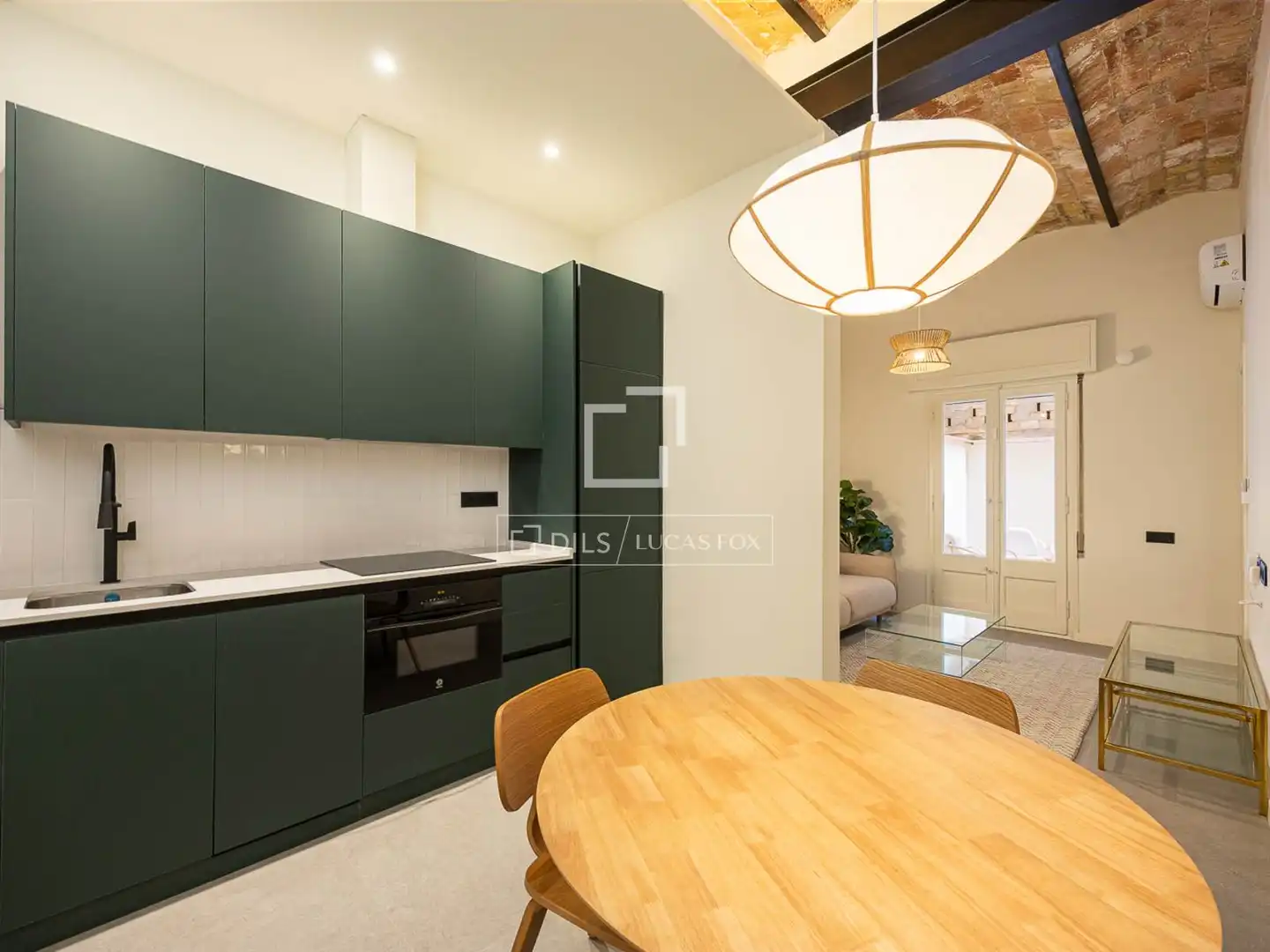 Cocina de Piso en venta en Barcelona con Aire acondicionado, Terraza y Amueblado