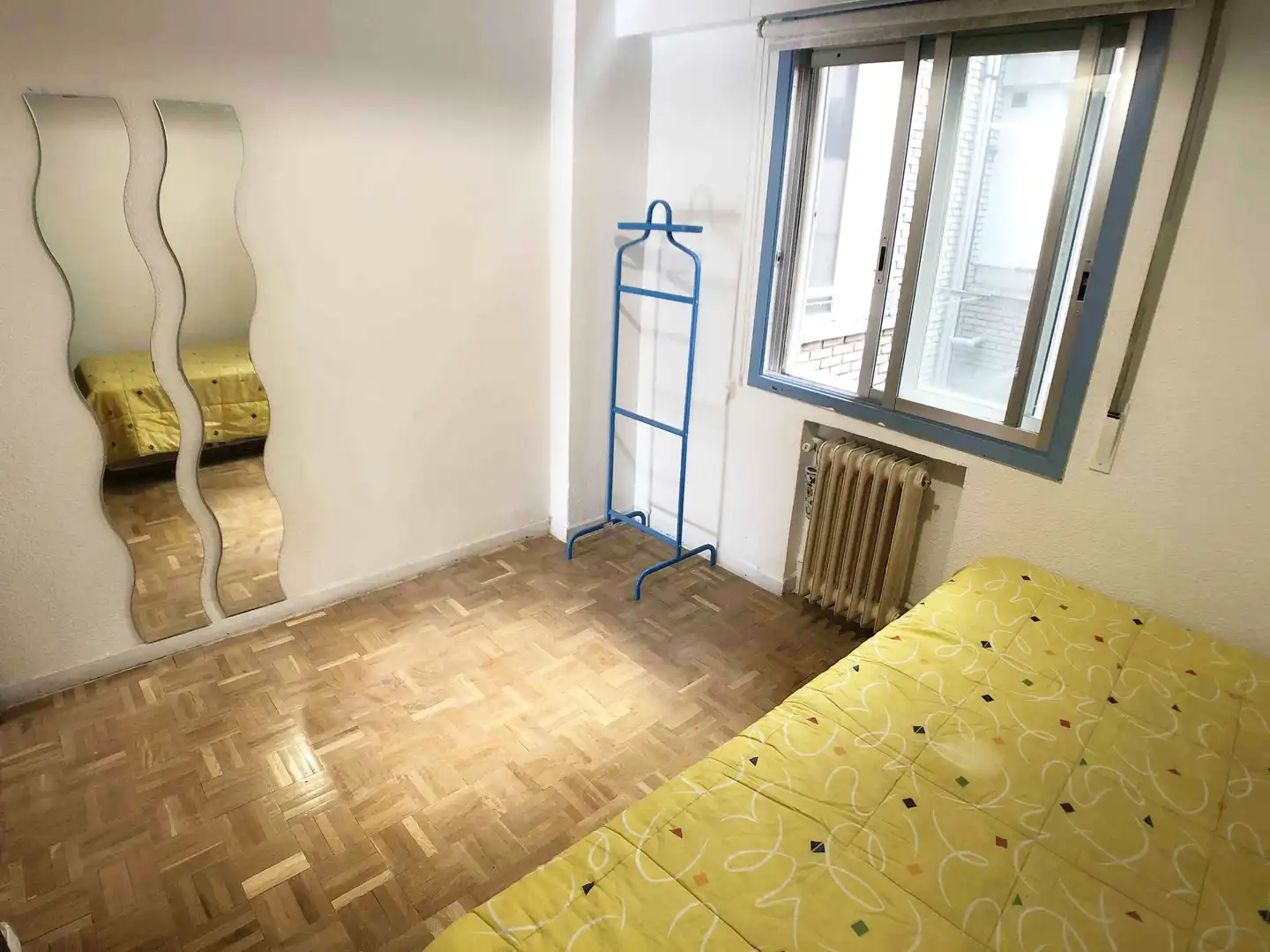 Habitación de Piso de alquiler en Madrid con Aire acondicionado, Calefacción y Parquet