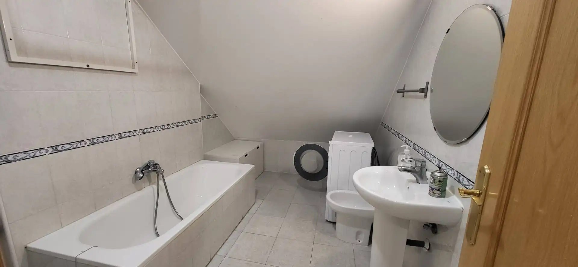 Badezimmer von Wohnung zum Verkauf in Bustarviejo mit Heizung