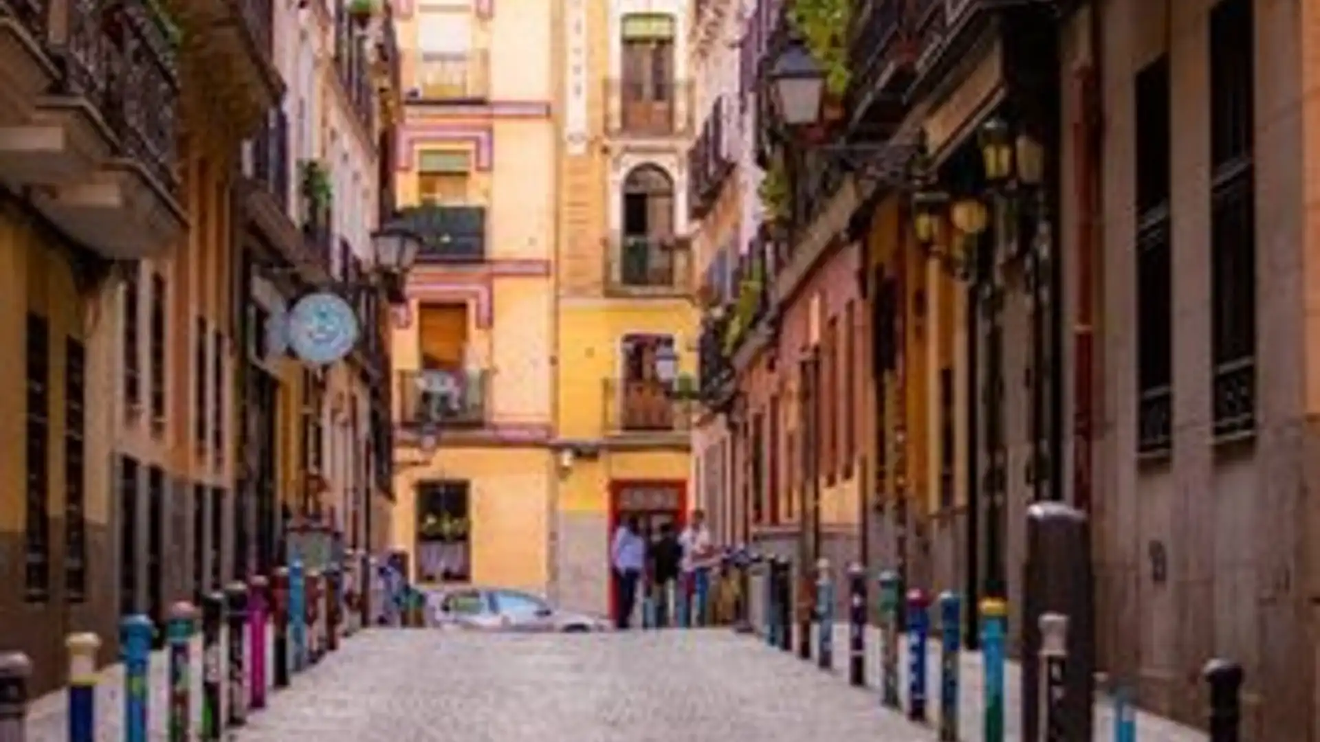 Exterior view of Apartments for sale in  Madrid Capital  with Air Conditioner and Balcony