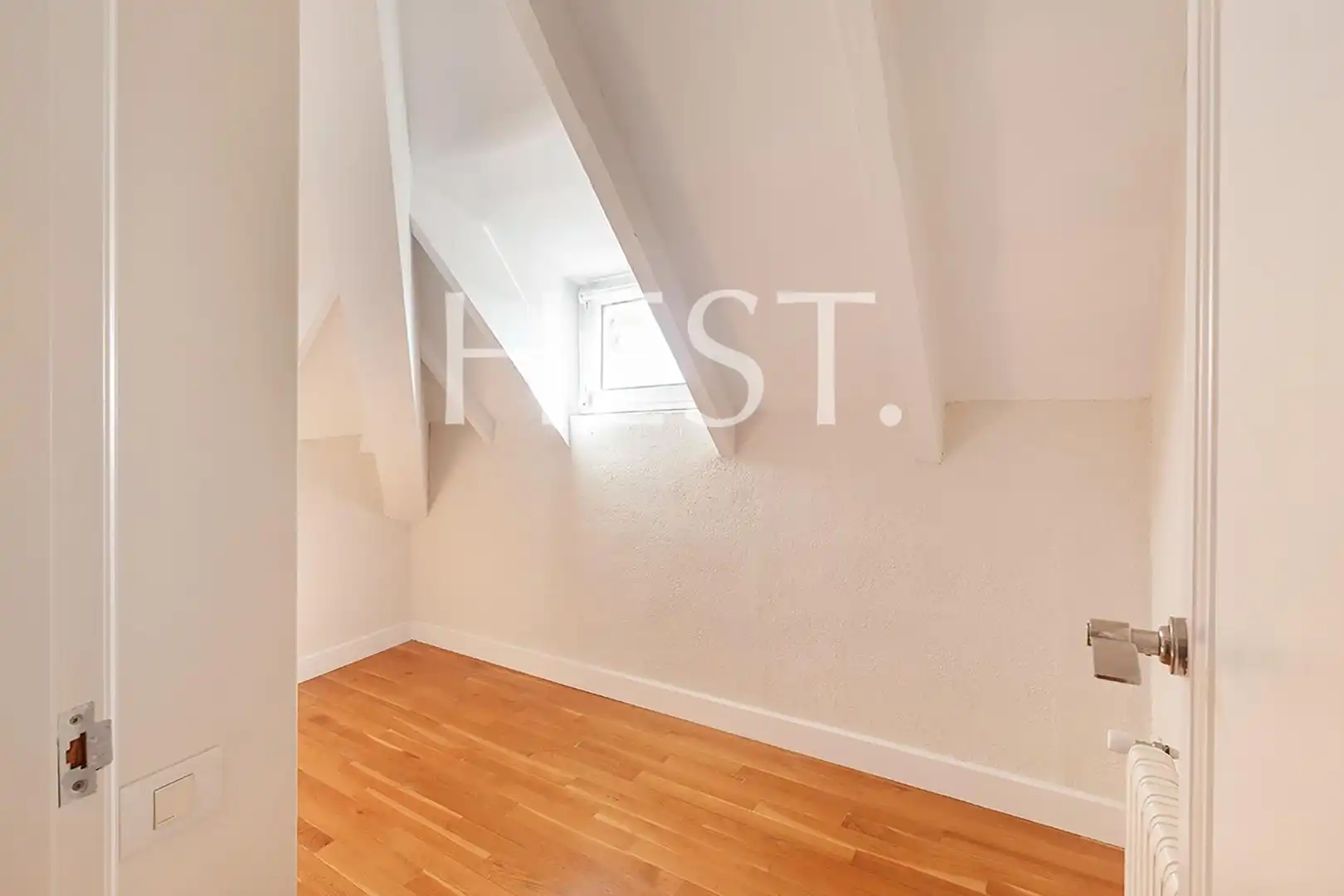 Habitación de Casa o chalet de alquiler en Barcelona con Aire acondicionado, Calefacción y Jardín privado