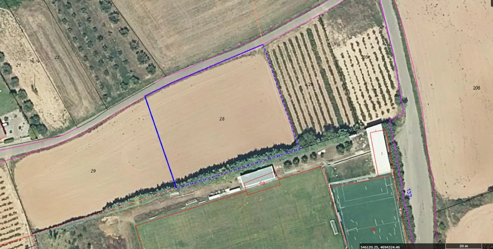 Wohnbaugrundstück zum Verkauf in Terreno Poligono 207, imagen 6