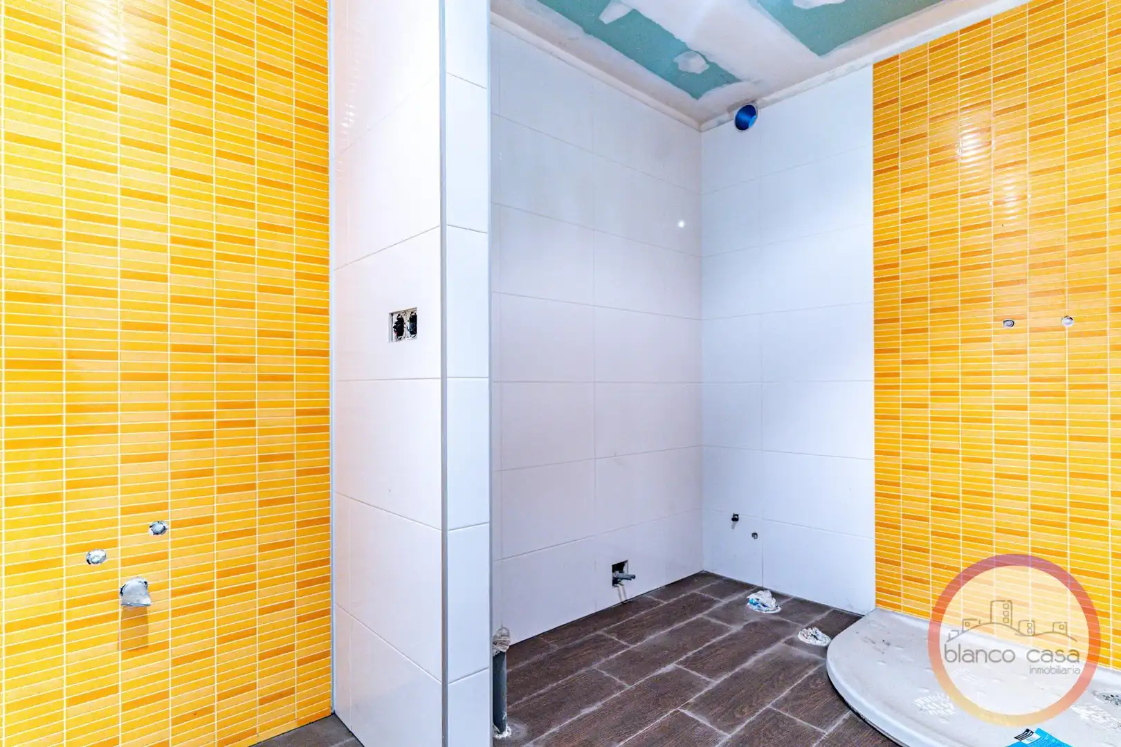 Piso con ascensor en venta en Carballo, imagen 17