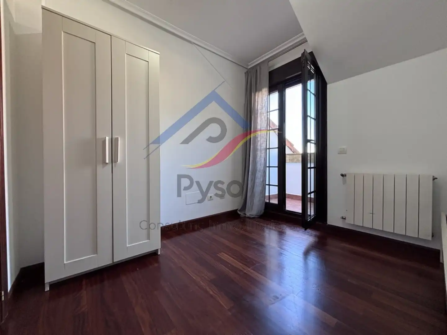 Sala d'estar de Àtic en venda en Limpias amb Calefacció, Parquet i Traster