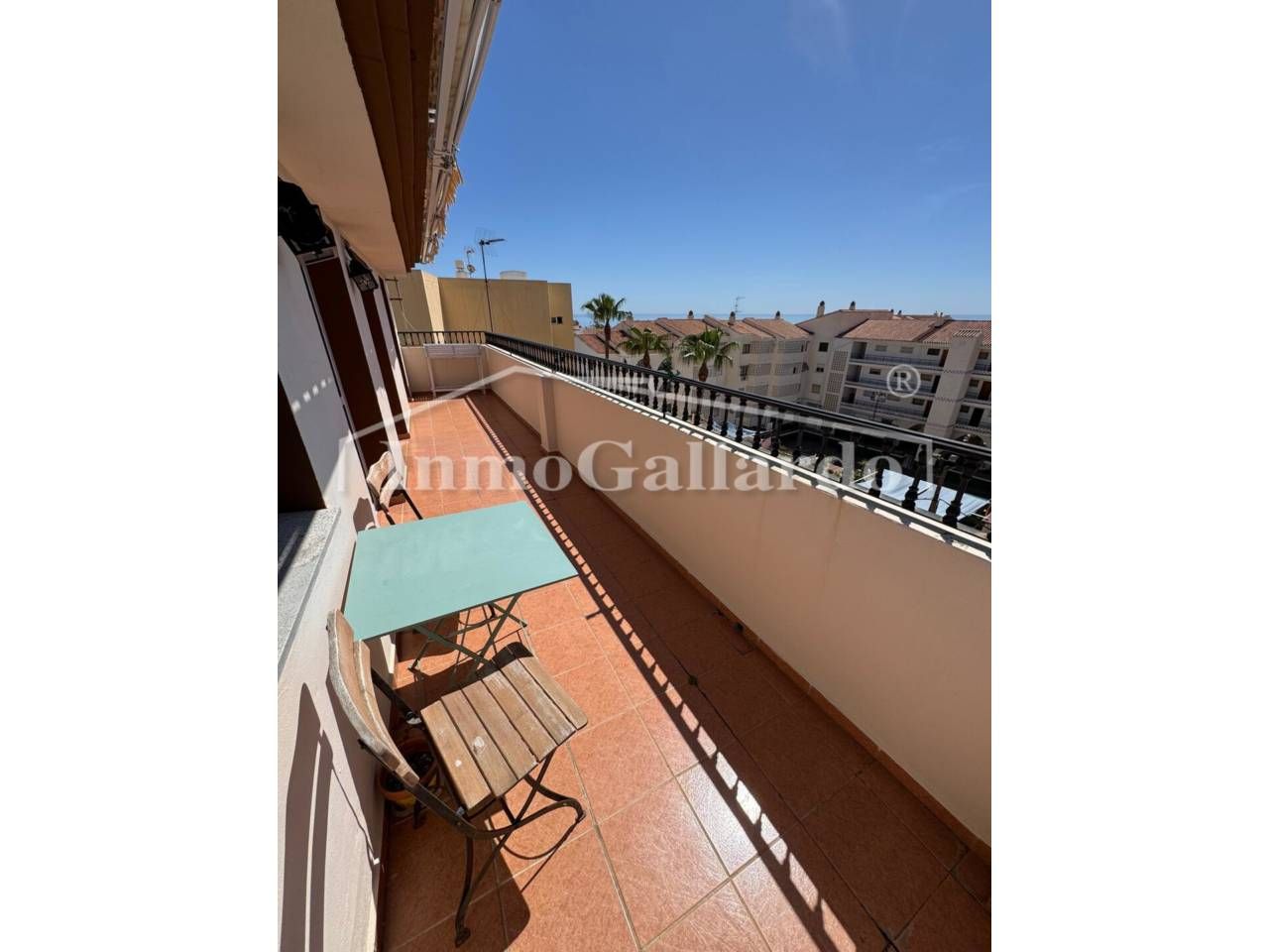 Vista exterior de Piso en venta en Rincón de la Victoria con Terraza