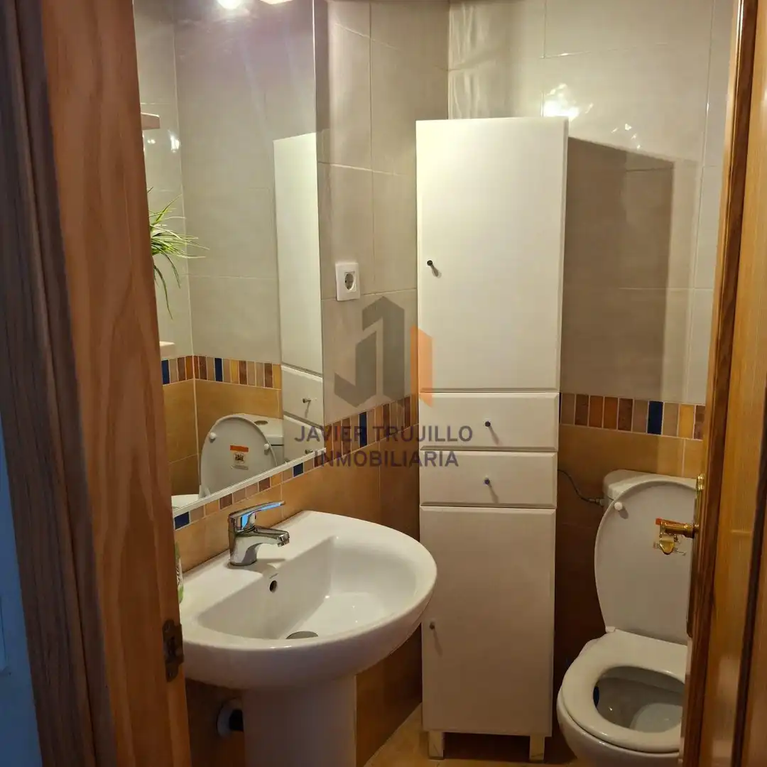 Badezimmer von Wohnungen zur Miete in Vélez-Málaga mit Möbliert