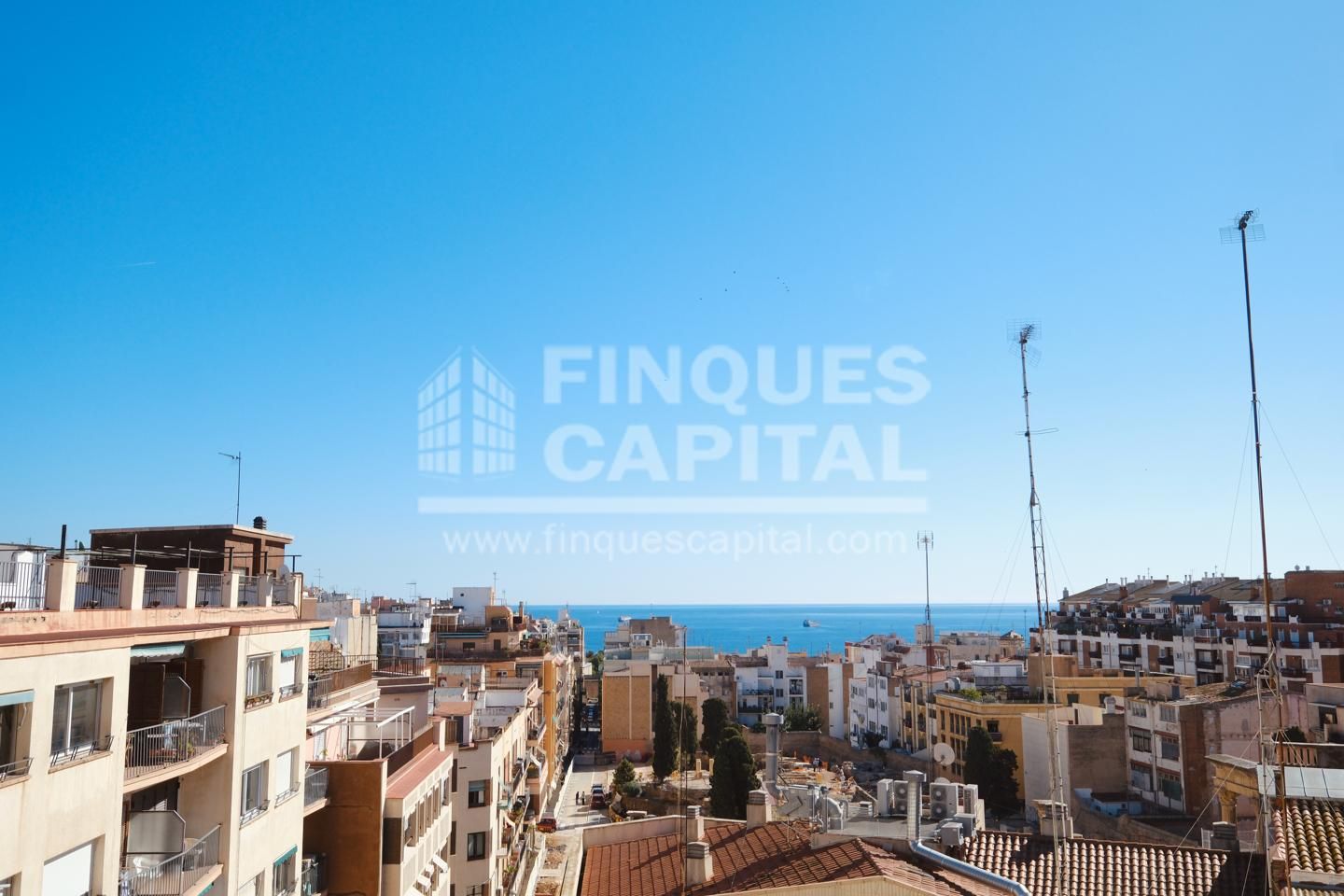 Exterior view of Attic for sale in  Tarragona Capital  with Air Conditioner, Heating and Balcony