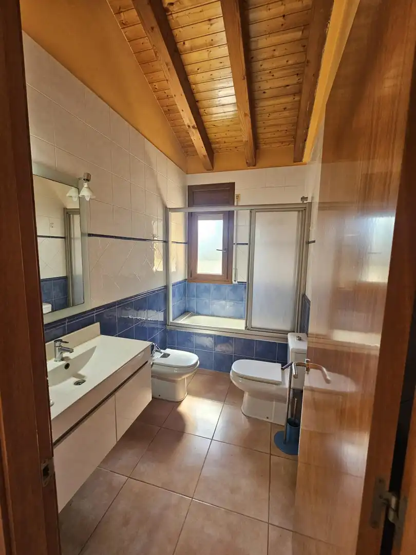Bany de Casa o xalet en venda en Fogars de la Selva amb Calefacció, Jardí privat i Piscina