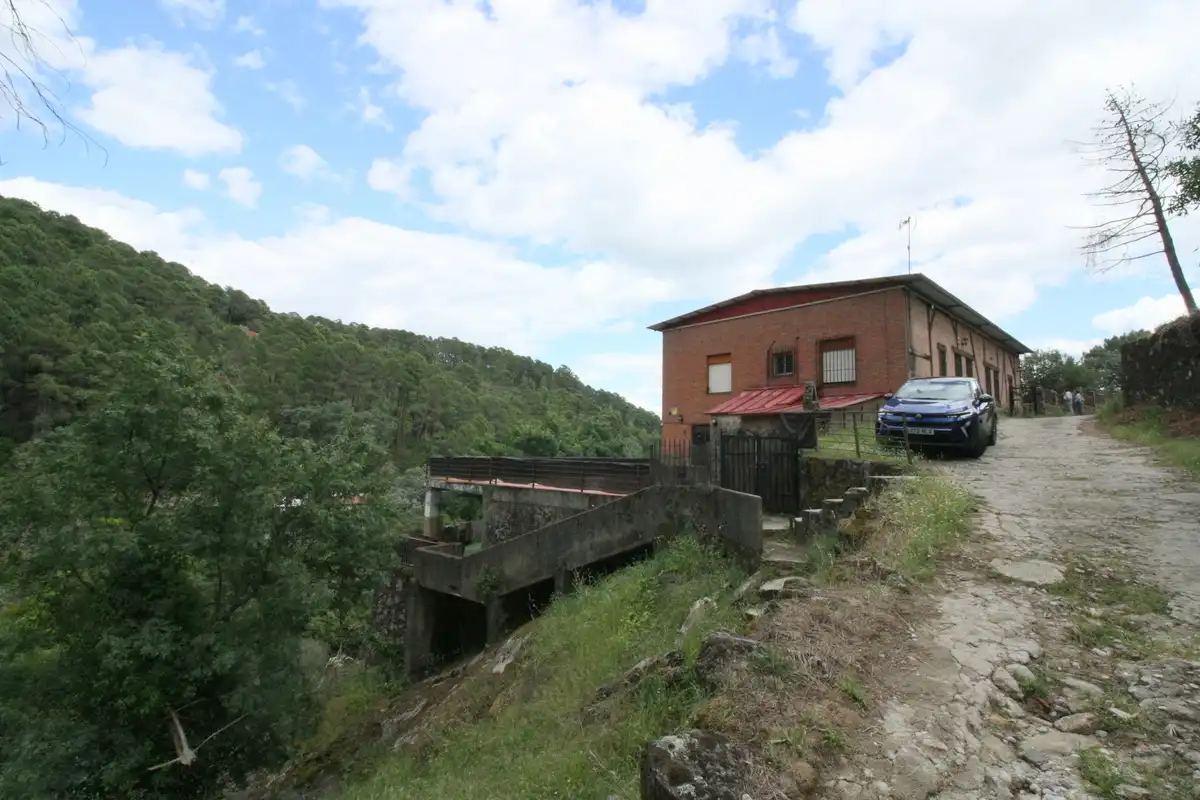 Außenansicht von Country house zum Verkauf in Arenas de San Pedro mit Heizung, Privatgarten und Terrasse
