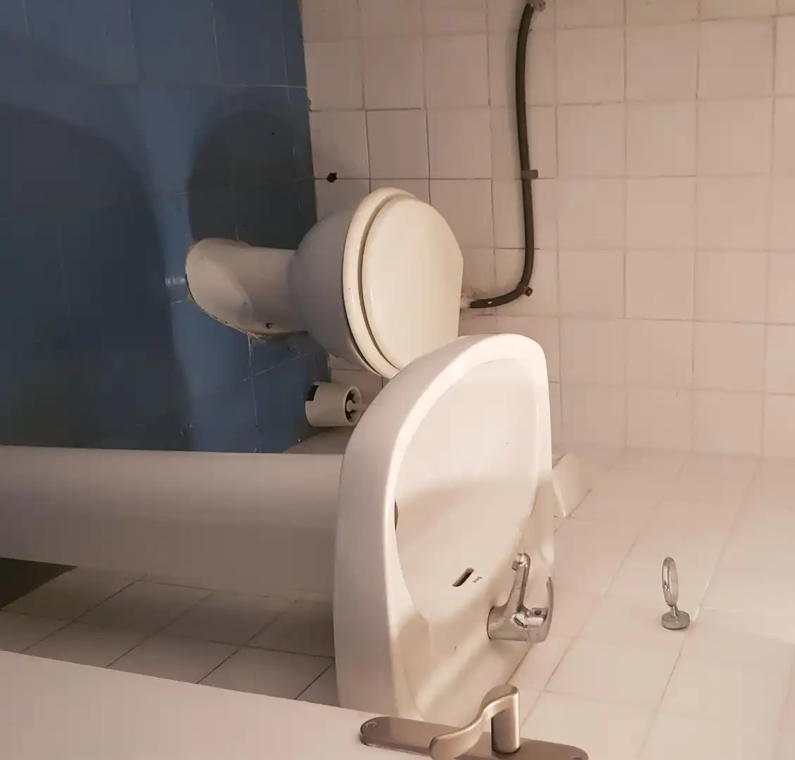 Baño de Oficina en venta en Girona con Aire acondicionado