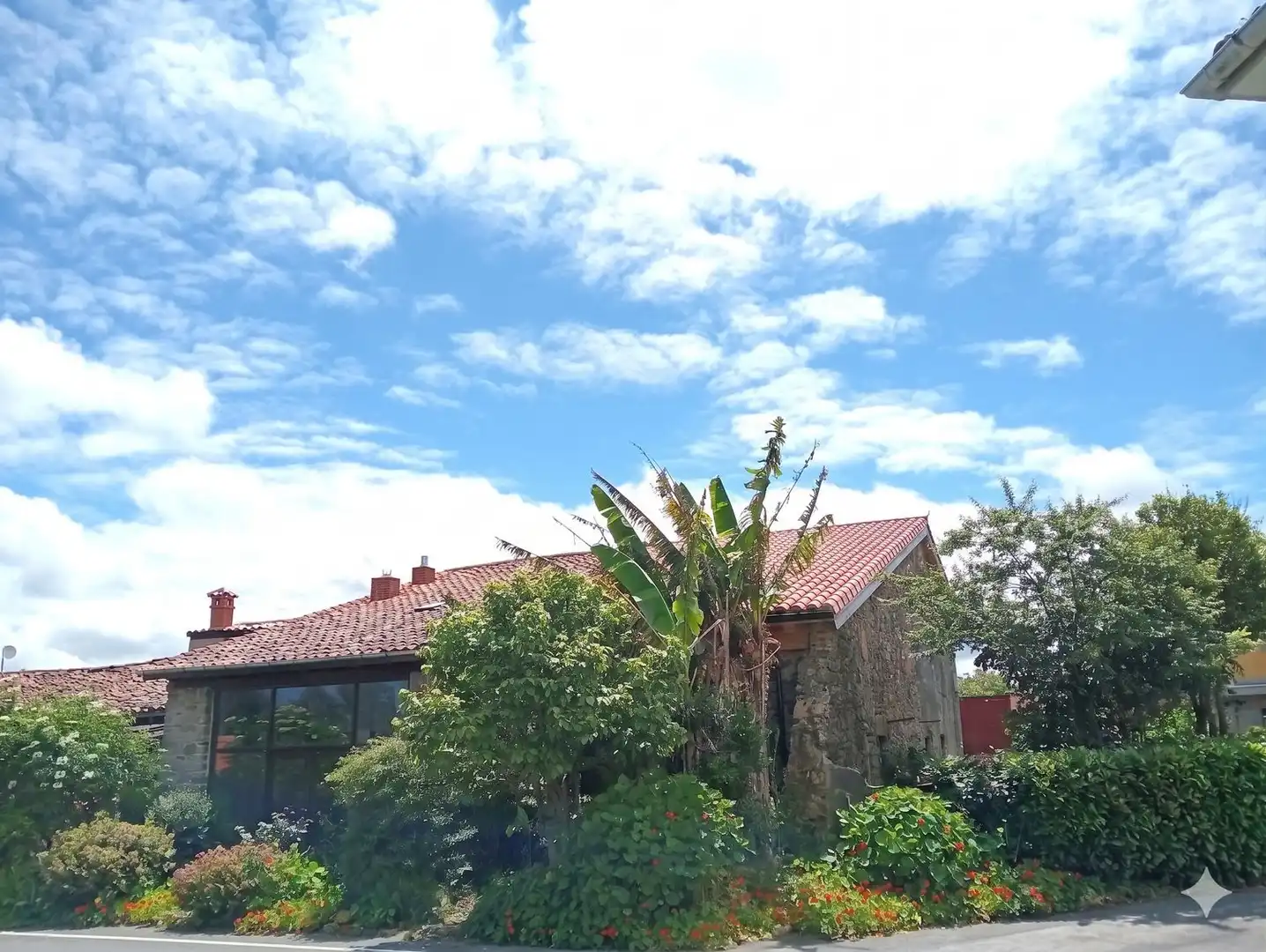 Vista exterior de Casa o xalet en venda en Villaviciosa amb Piscina
