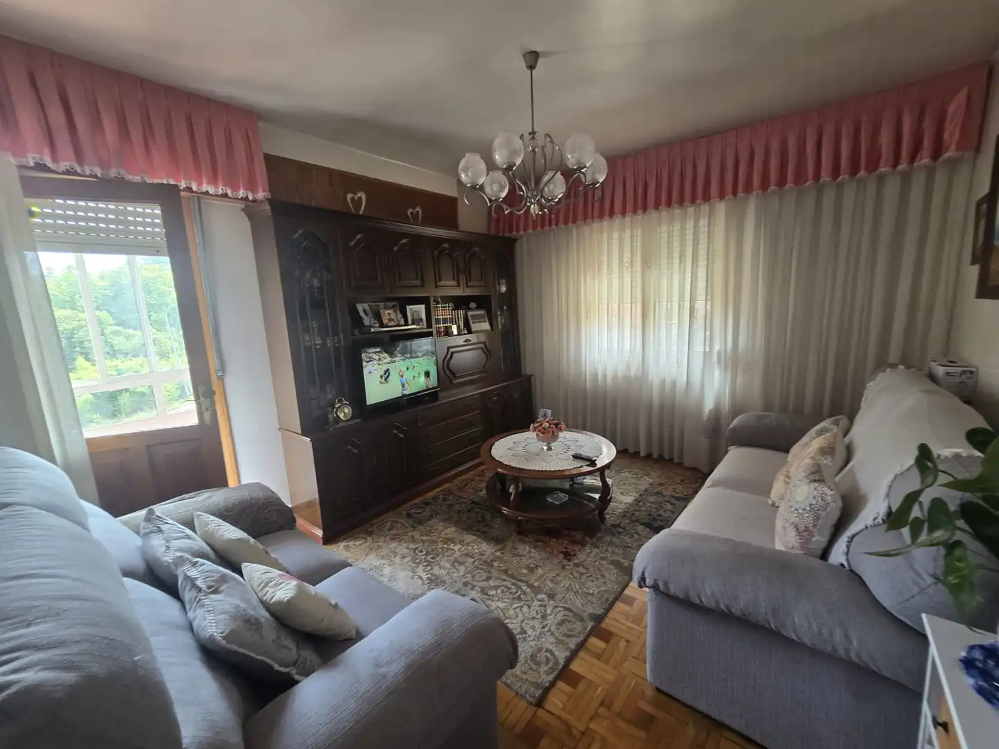 Sala de estar de Casa o chalet en venta en Vigo  con Calefacción, Jardín privado y Terraza
