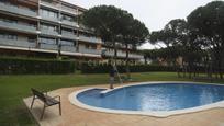 Swimming pool of Flat for sale in Gavà