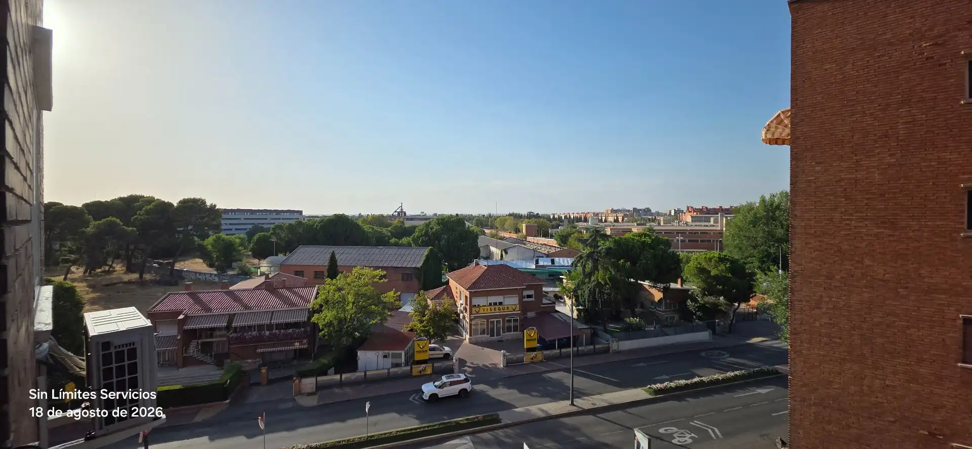 Vista exterior de Piso en venta en Alcalá de Henares con Calefacción y Terraza
