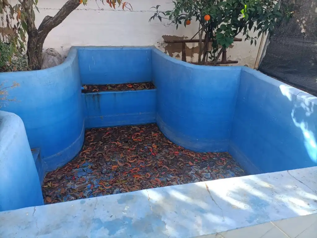 Piscina de Casa adosada en venda en Badajoz