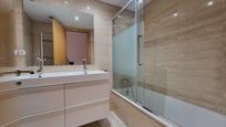 Bathroom of Flat for sale in Olot  with Air Conditioner, Heating and Terrace