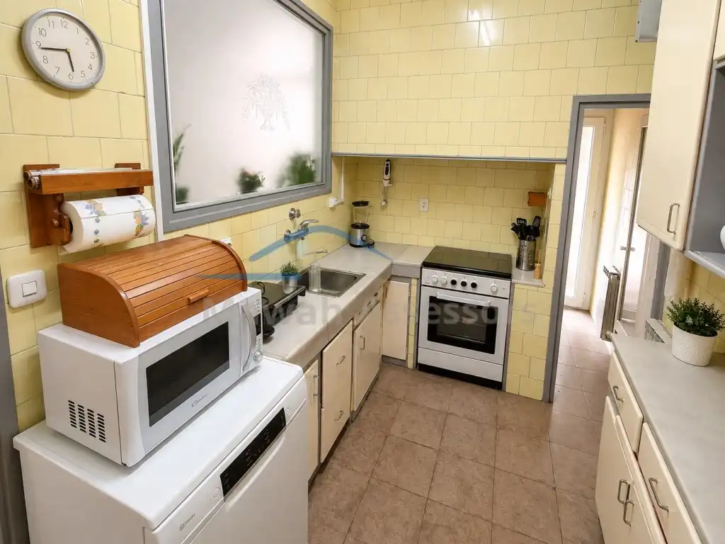 Kitchen of Houses for sale in Sabadell