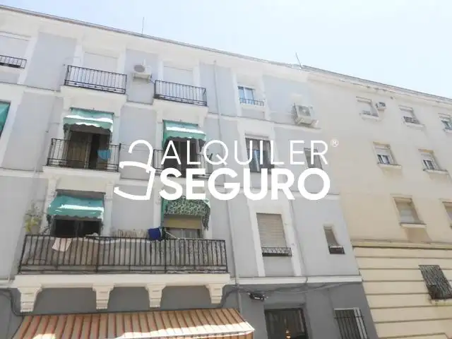 Außenansicht von Wohnung zur Miete in Madrid mit Heizung und Möbliert