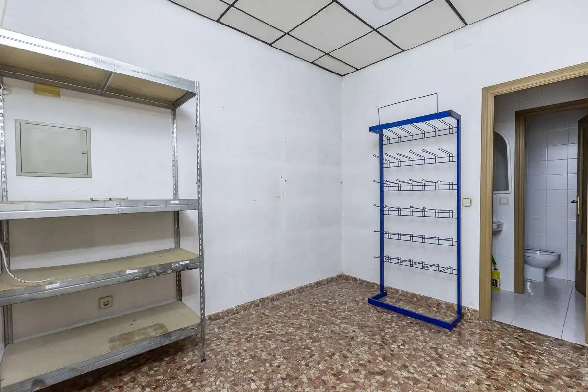 Commercial properties for rent in Granada