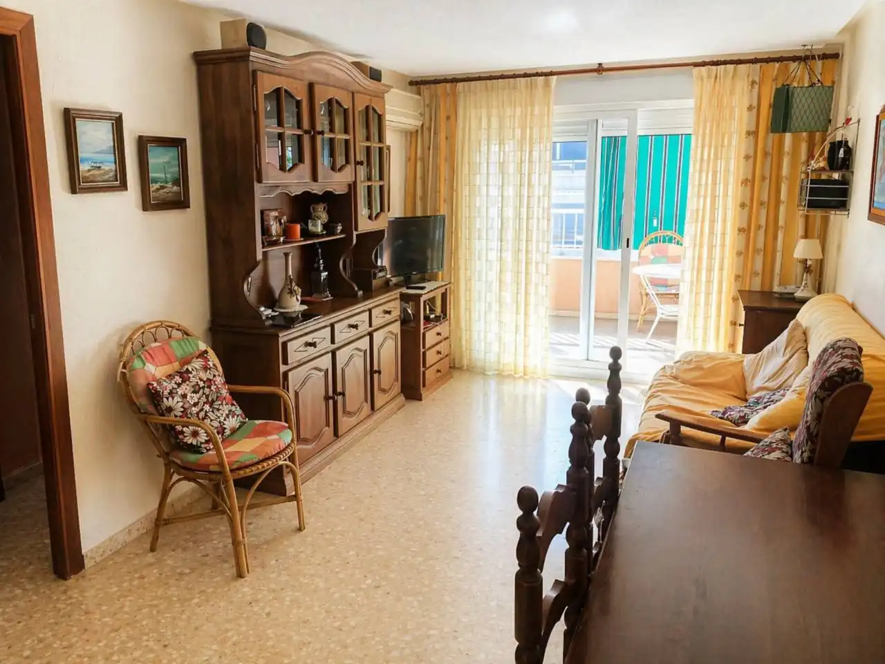 Sala de estar de Piso en venta en Miramar con Aire acondicionado, Terraza y Amueblado