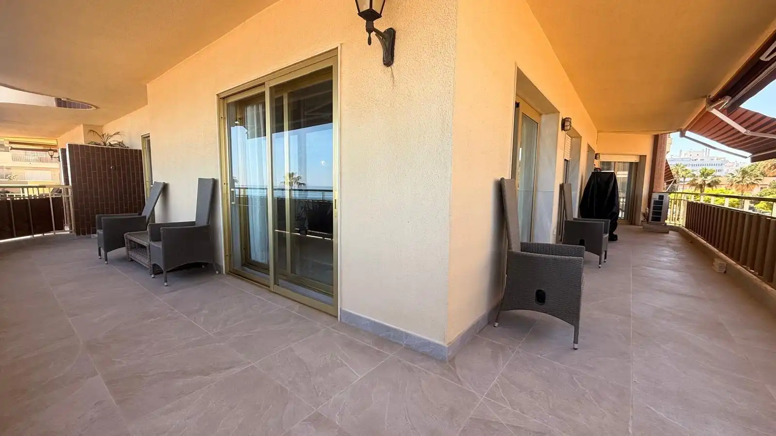 Terrassa de Apartament en venda en Fuengirola amb Aire condicionat, Terrassa i Traster