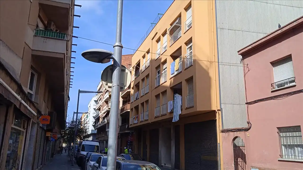 Piso en venta en Dr Ferran, imagen 2