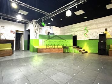 Local comercial en venda a Carcaixent