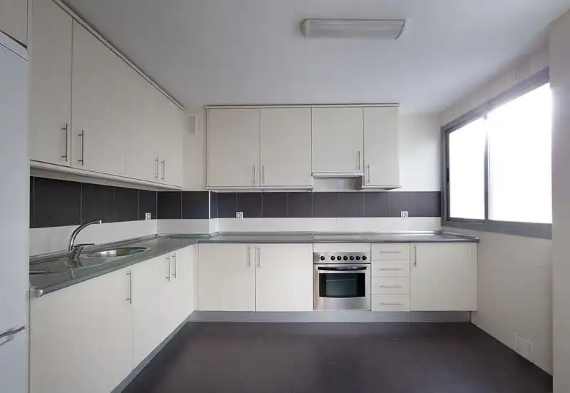 Küche von Wohnung zur Miete in Granada mit Heizung und Ofen