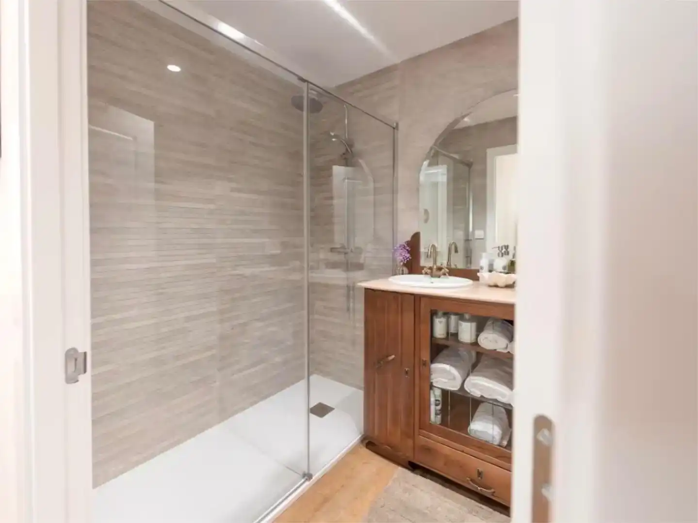 Bathroom of Flat for sale in Ourense Capital   with Air Conditioner and Balcony