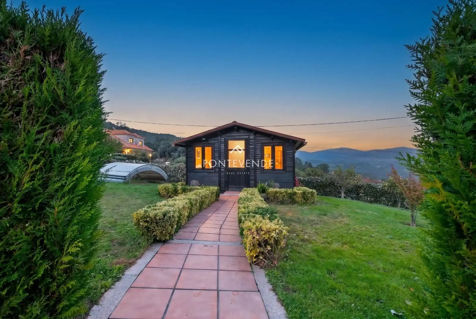 Vista exterior de Casa o chalet en venta en Campo Lameiro, Pontevedra