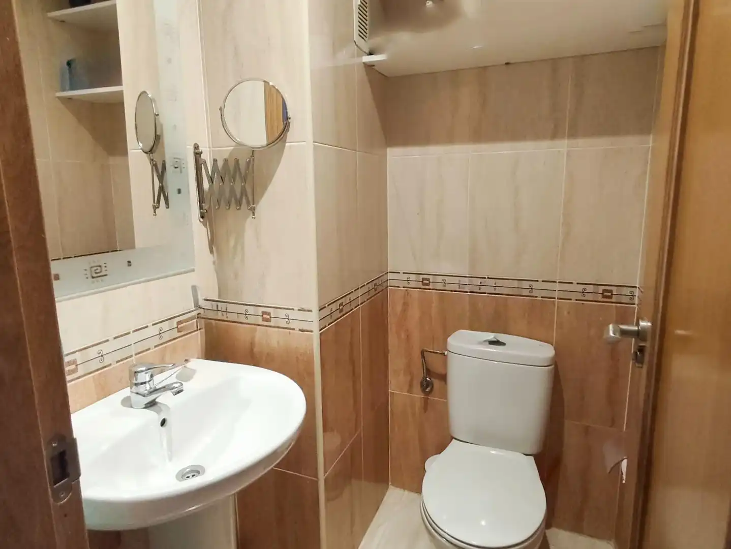 Bathroom of Flat for sale in Torrent  with Air Conditioner, Terrace and Balcony