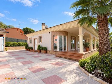 Casa con giardino in vendita a La Goba