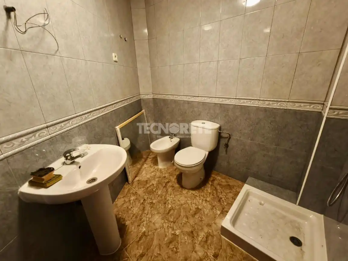 Baño de Edificio en venta en Villaluenga de la Sagra