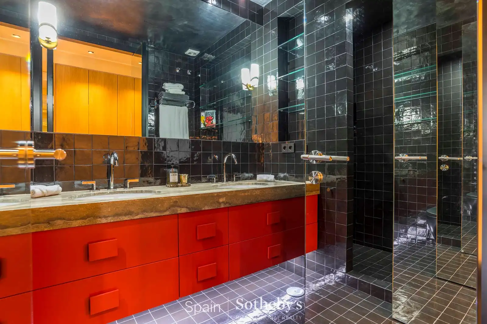 Bany de Apartament en venda en Madrid amb Aire condicionat i Calefacció