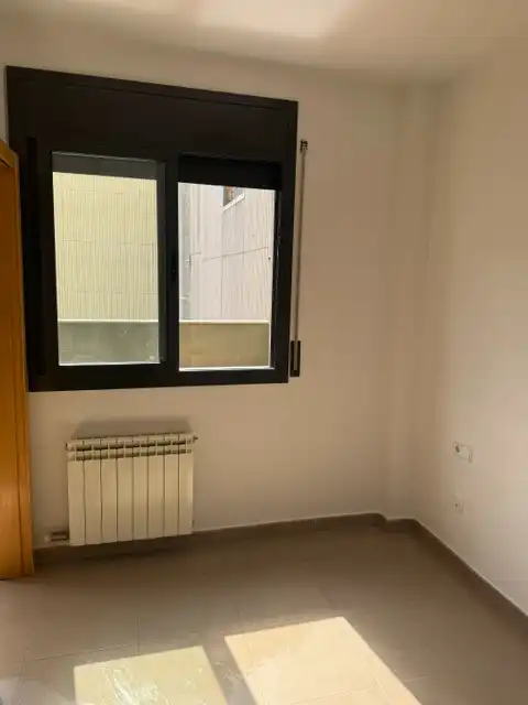 Habitación de Piso en venta en Terrassa con Aire acondicionado, Calefacción y Parquet