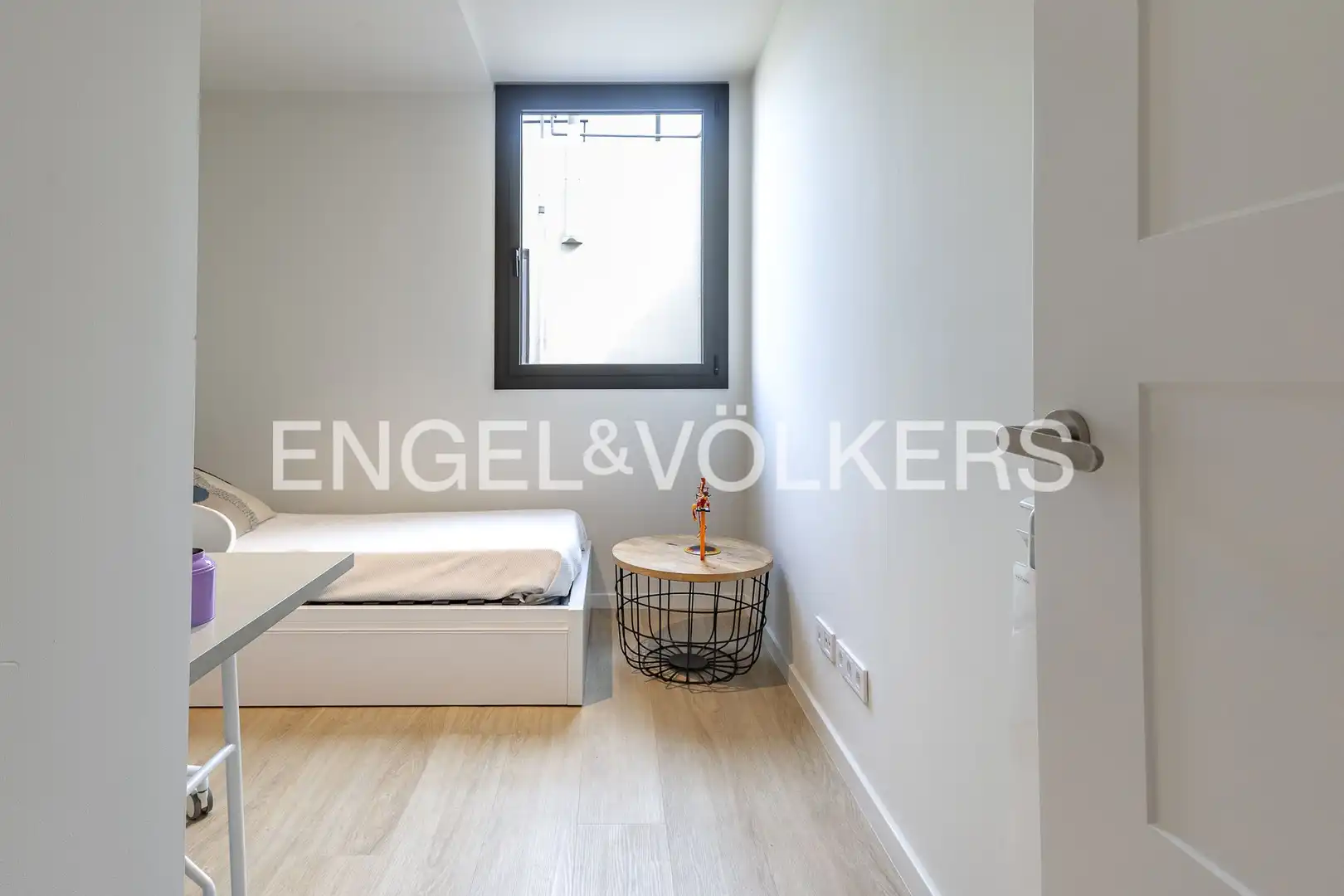 Schlafzimmer von Maisonette zum Verkauf in Barcelona mit Klimaanlage, Heizung und Parkett