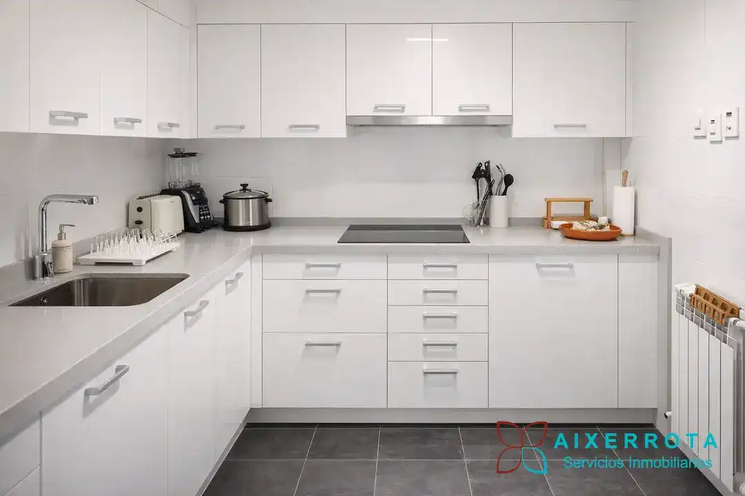 Küche von Wohnung zum Verkauf in Leioa mit Heizung, Privatgarten und Terrasse