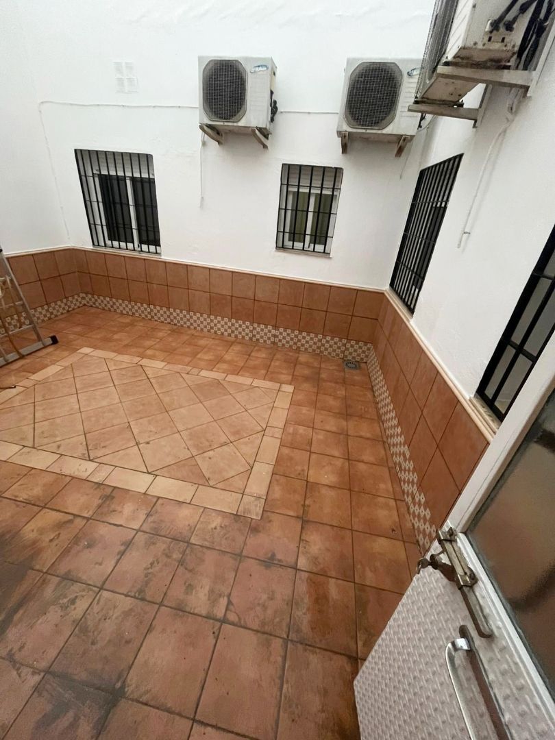 Jardín de Piso de alquiler en  Córdoba Capital con Aire acondicionado