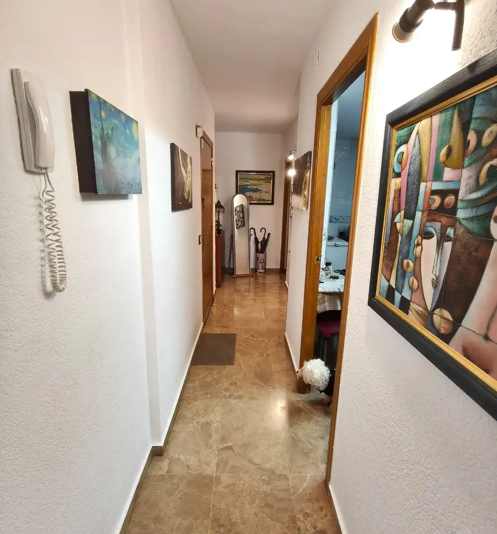 Maisonette zum Verkauf in L'Hospitalet de Llobregat mit Klimaanlage, Heizung und Balkon