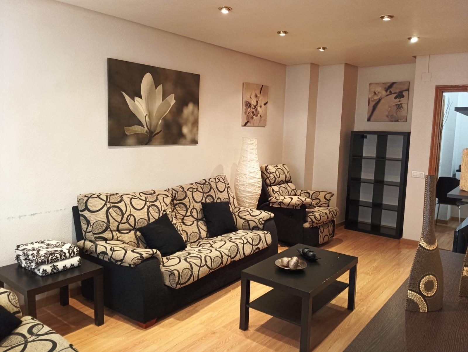 Sala d'estar de Pis de lloguer en  Murcia Capital amb Aire condicionat, Calefacció i Terrassa