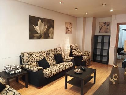 Living room of Flat to rent in  Murcia Capital  with Air Conditioner, Heating and Terrace