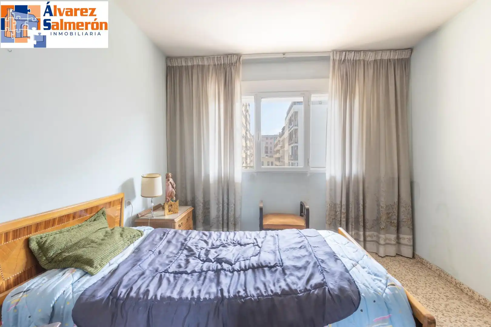 Schlafzimmer von Wohnung zum Verkauf in Granada mit Terrasse