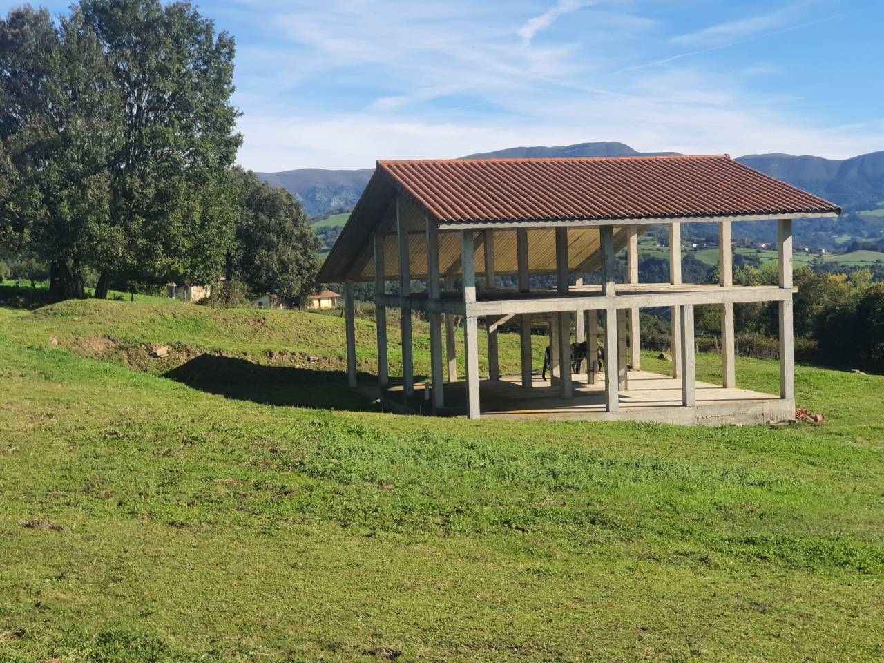 Vista exterior de Casa o xalet en venda en Karrantza Harana / Valle de Carranza amb Jardí privat